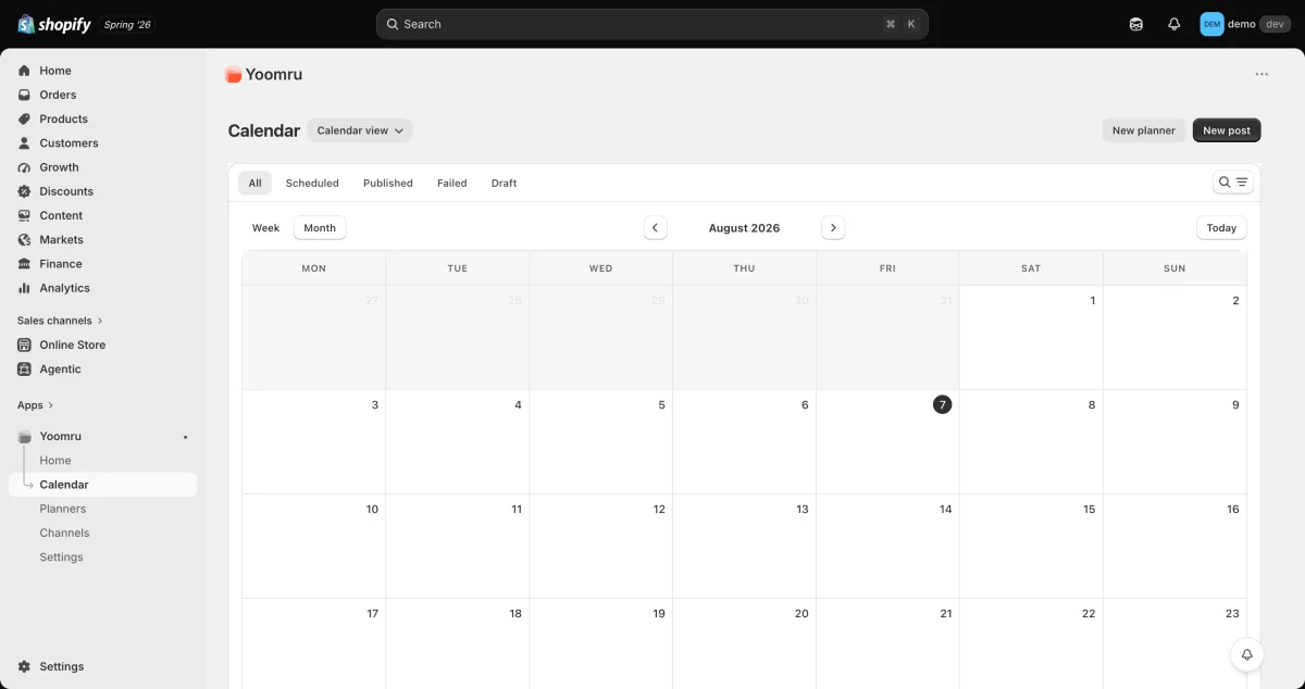 Yoomru calendar view showing scheduled and posted content organized by date