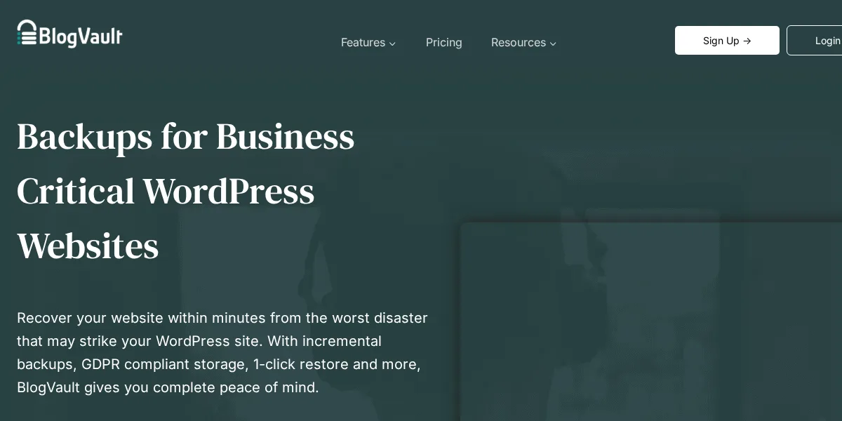 BlogVault dashboard showing WordPress site backup management and restore options