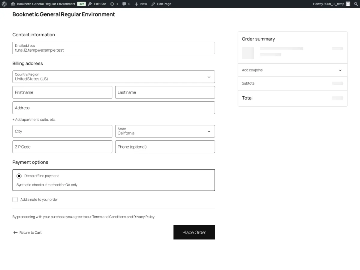 WooCommerce-Checkout-Seite mit Rechnungsfeldern, Bestellübersicht und einer Demo-Offline-Zahlungsoption nach der Booknetic-Übergabe.